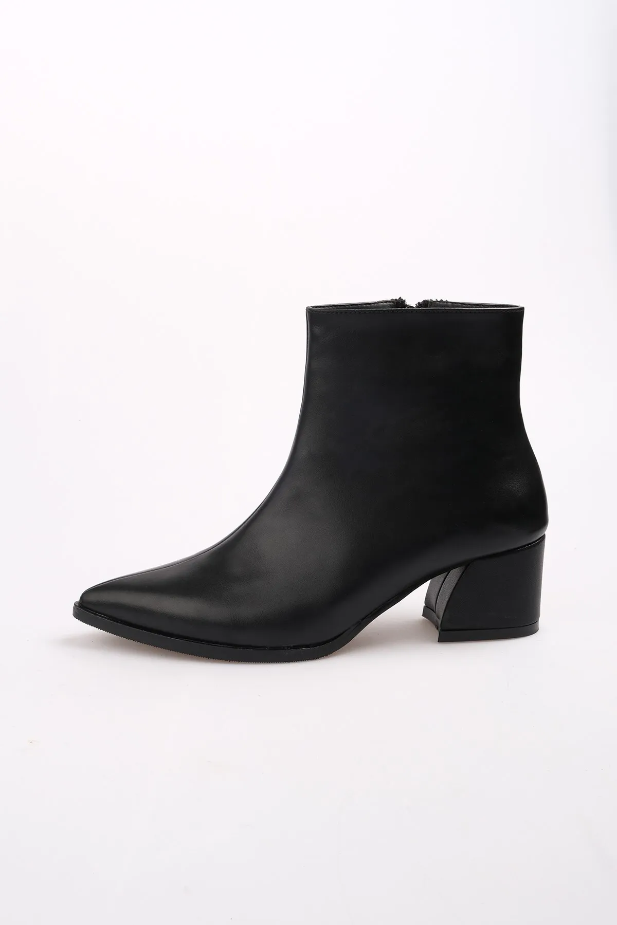 Mio Gusto  Erika Schwarze Damen-Stiefel mit Absatz und dünnem Pelzfutter und Reißverschluss