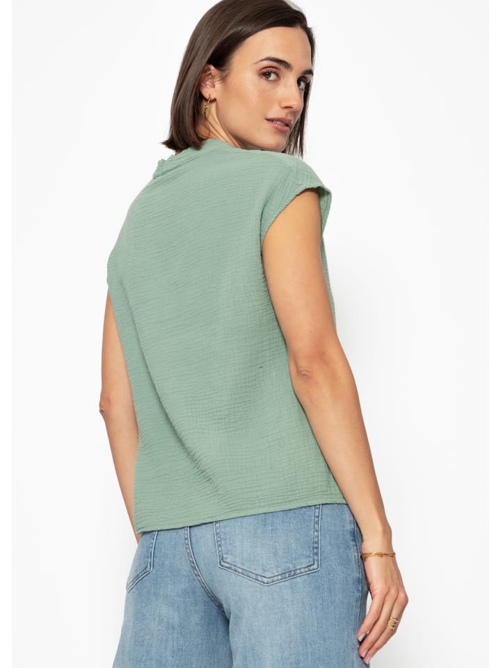 SASSYCLASSY Musselin Shirt mit V-Ausschnitt in Grün günstig kaufen
