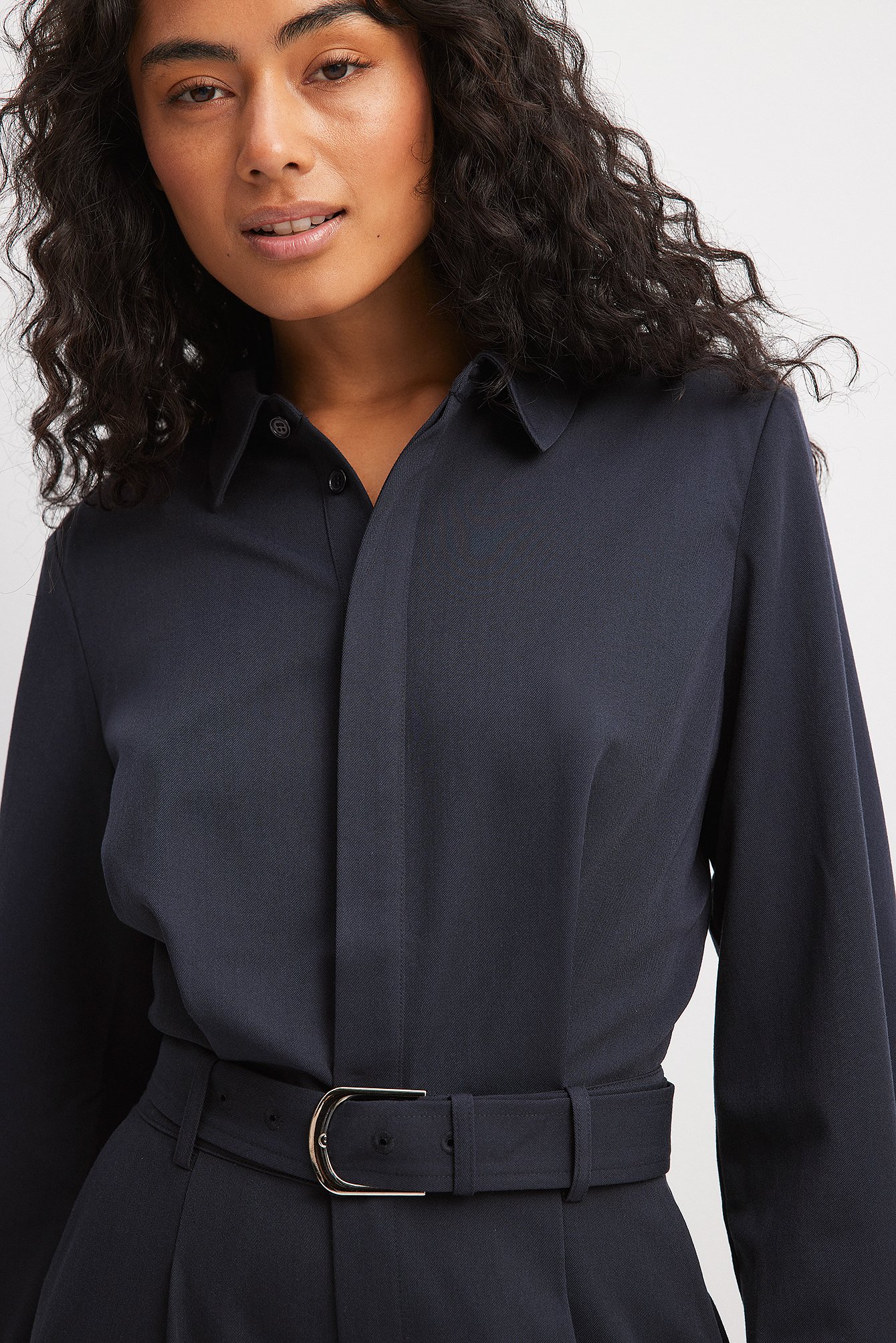 Jumpsuit mit betonten Schultern