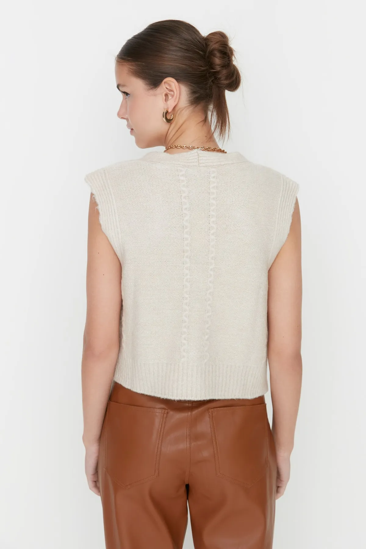 Trendyol Collection  Steinweicher strukturierter Strickpullover TWOAW22BZ0033