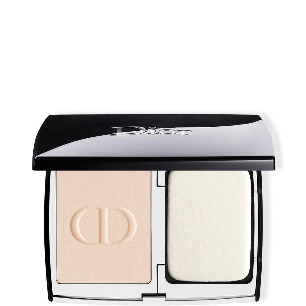 Kompaktný make-up Dior Forever Natural Velvet