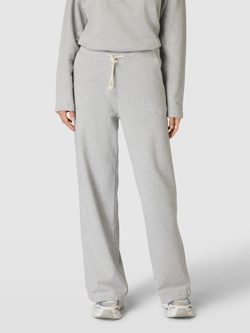 Sweatpants mit seitlichen Eingrifftaschen Modell 'RINAA' in mittelgrau