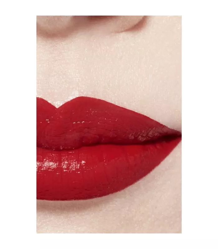 ROUGE ALLURE LAQUE Le rouge liquide brillant ultra tenue