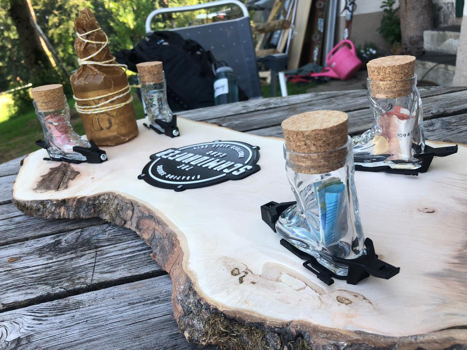 Deggelbam Schnapsglas WELTNEUHEIT *1 Stück* in Ski Form mit Bindung !, Der Hingucker auf jeder ApresSki Party!
