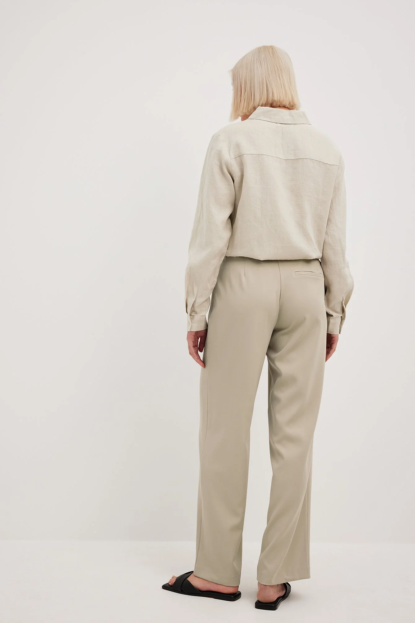 Anzughose mit mittlerer Taille und geradem Bein