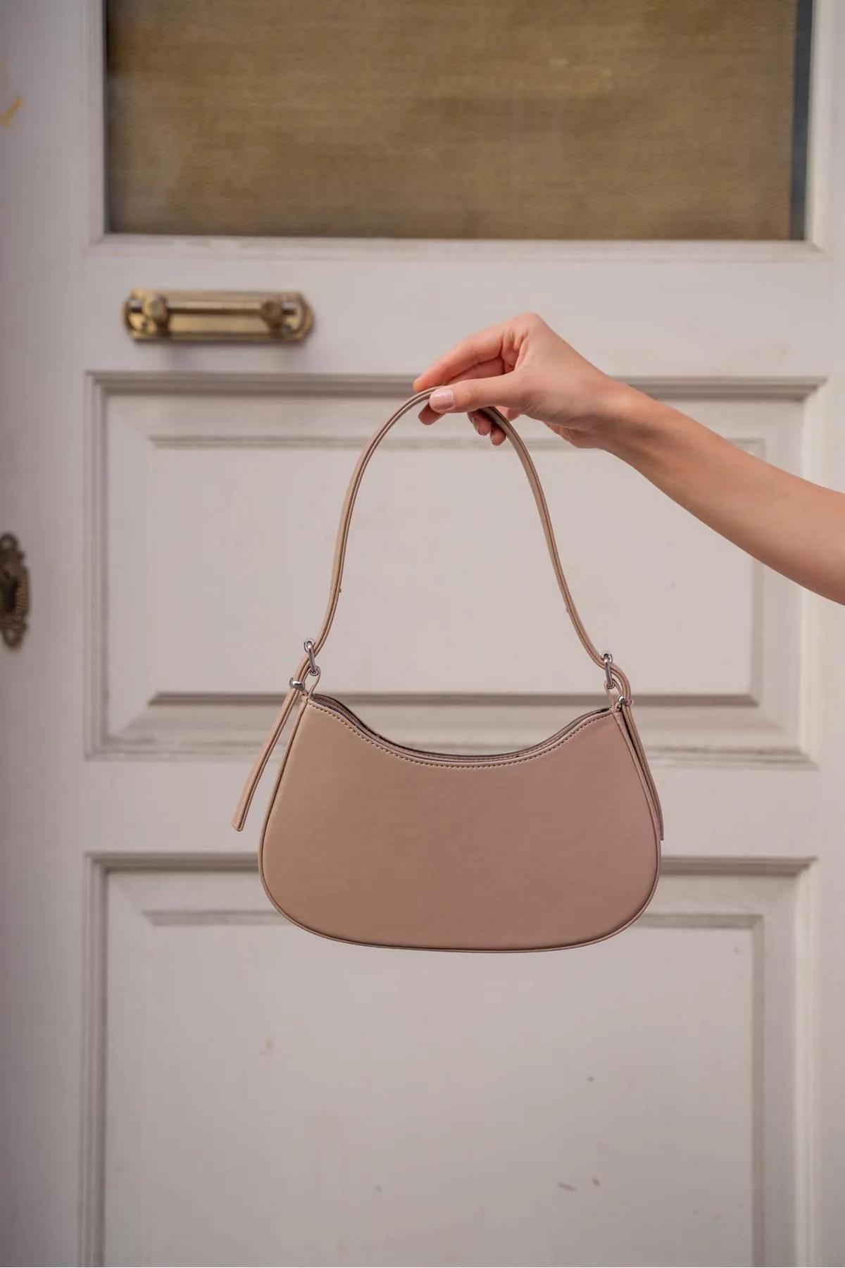 Madamra  Nerzfarbene Baguette-Tasche für Damen