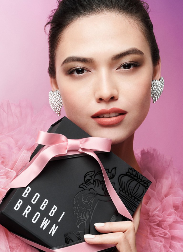 Ruj lichid mat de lux Bobbi Brown