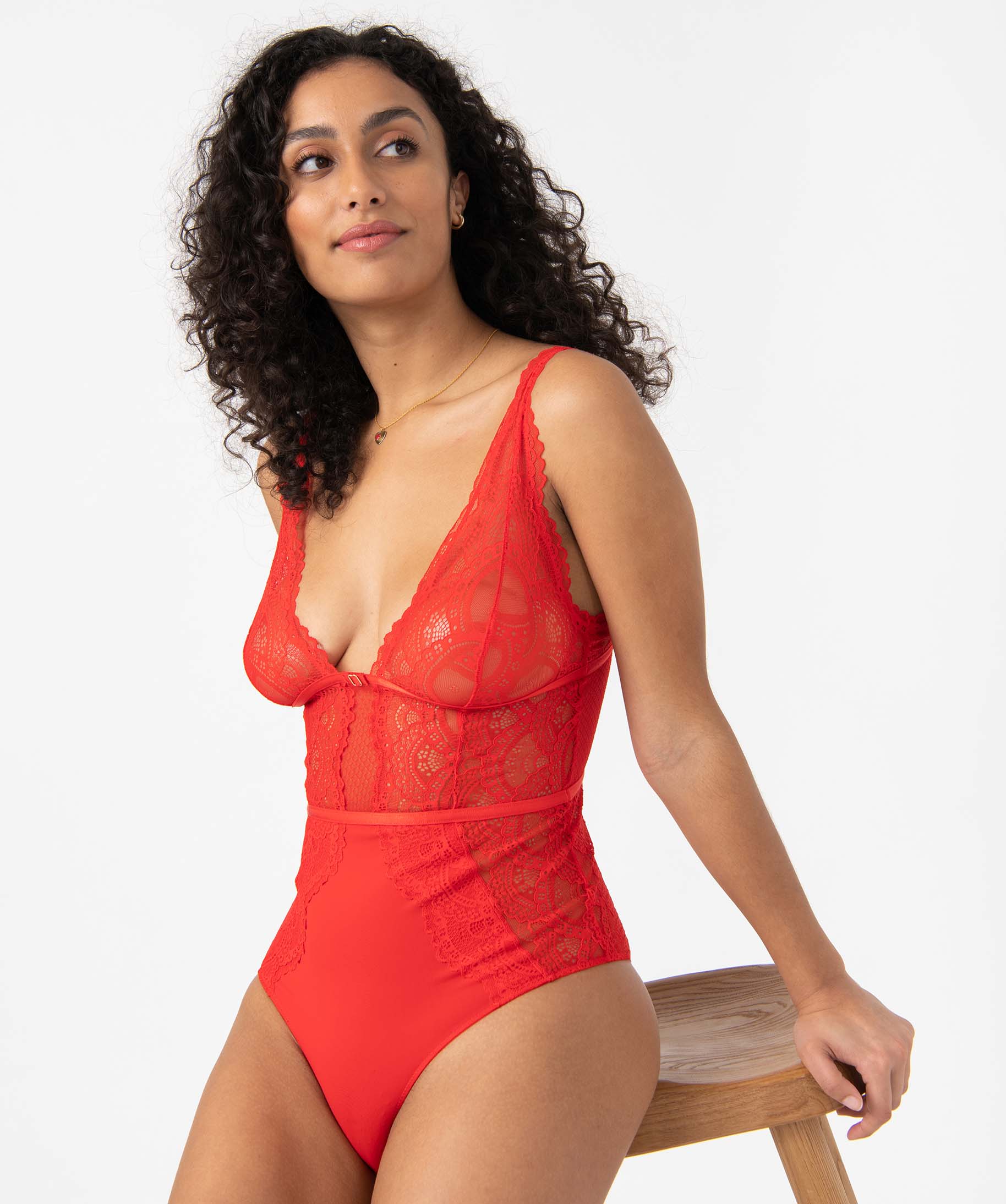 Body femme en dentelle et microfibre rouge | GEMO