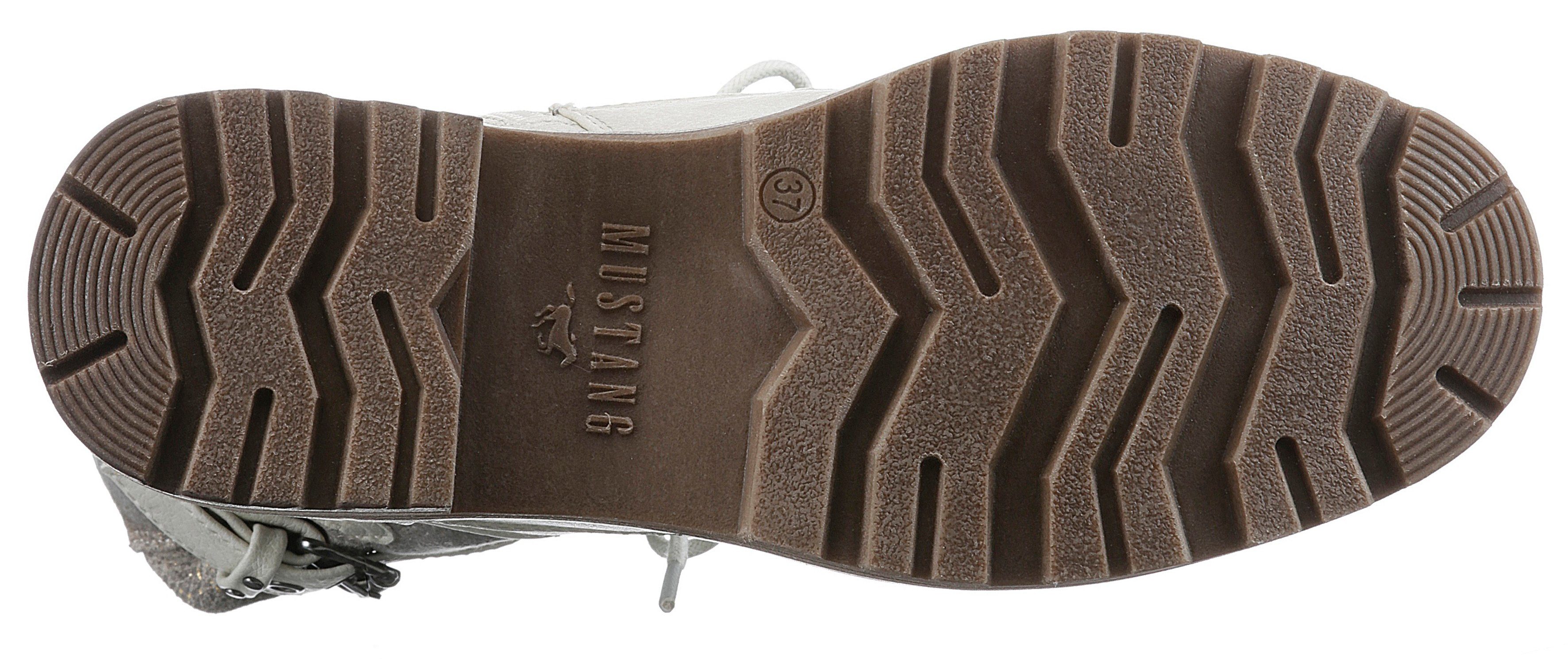 Mustang Shoes Winterboots mit Anziehlasche und Zierschnalle