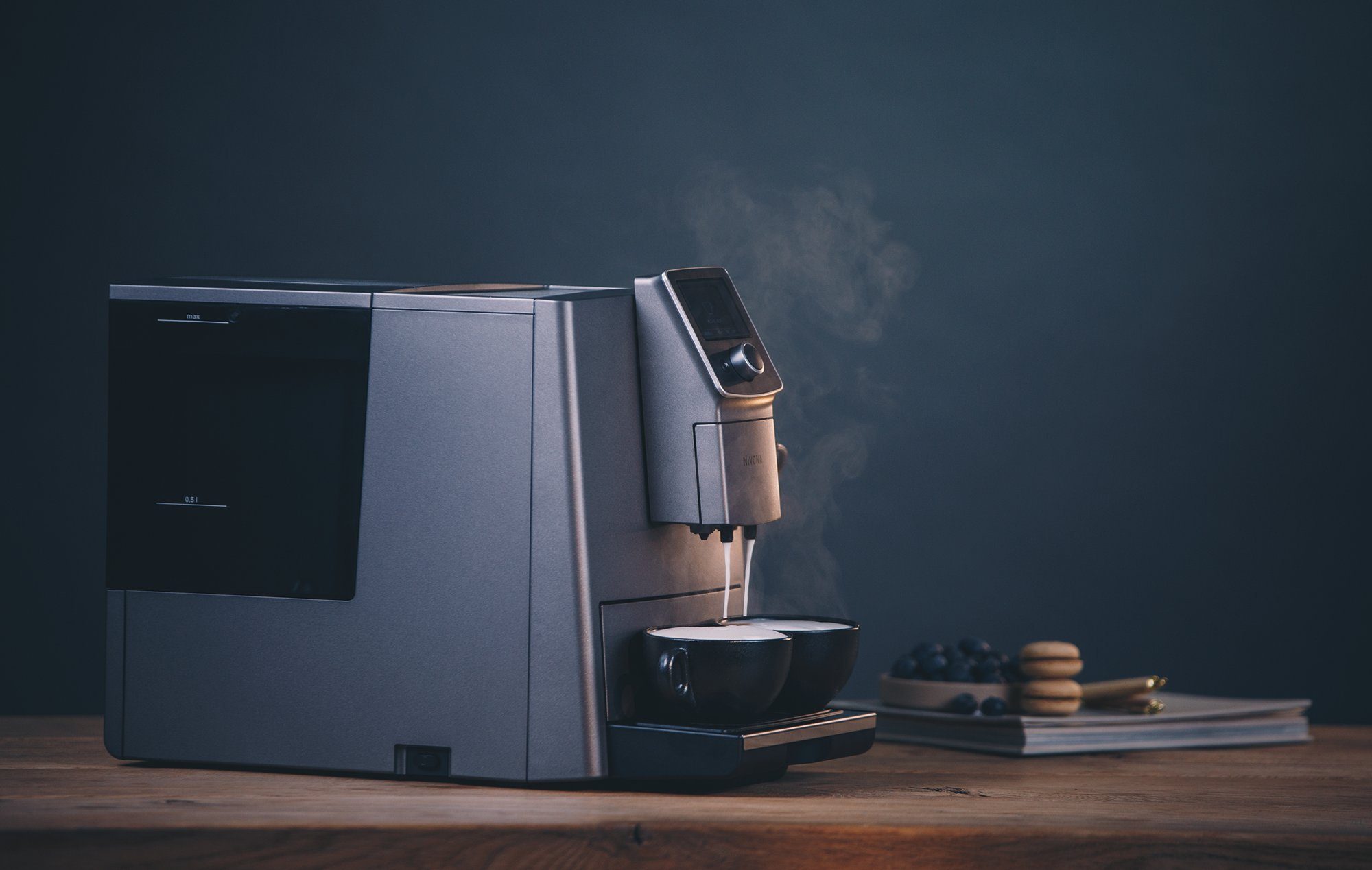 Nivona Kaffeevollautomat NICR 823 CafeRomatica Titan, OneTouch, Kegelmahlwerk, 250 g Bohnenbehälter, 1,8 l Wassertank