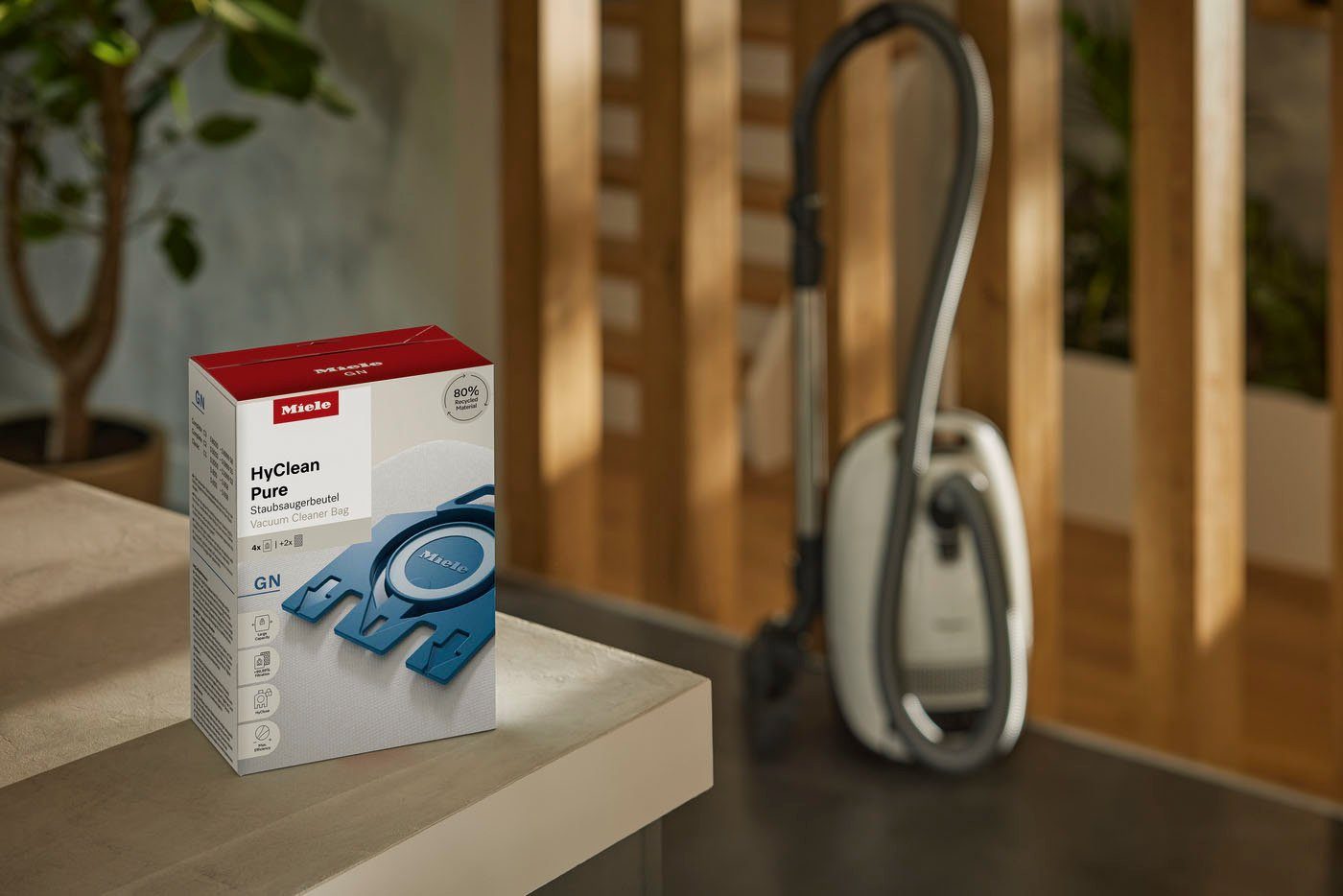 Miele Staubsaugerbeutel GN HyClean Pure 2.0 / Mit bester Filtrationsleistung, passend für Miele, 6 St.