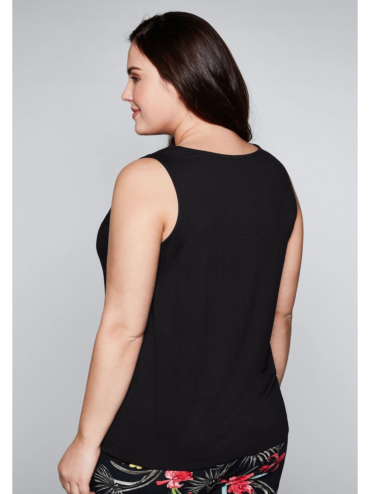 Sheego Tanktop Große Größen mit Wasserfallkragen und Gummibund