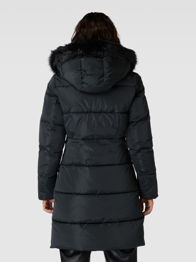 Steppmantel mit Label-Print in black