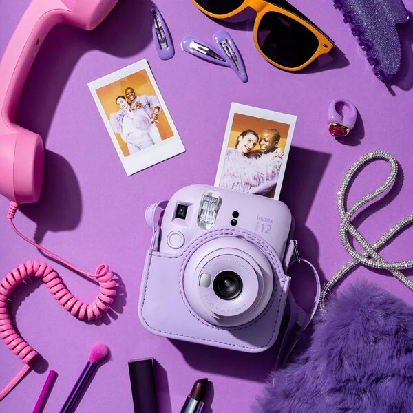 Câmera Fujifilm Instax Mini 12 roxa