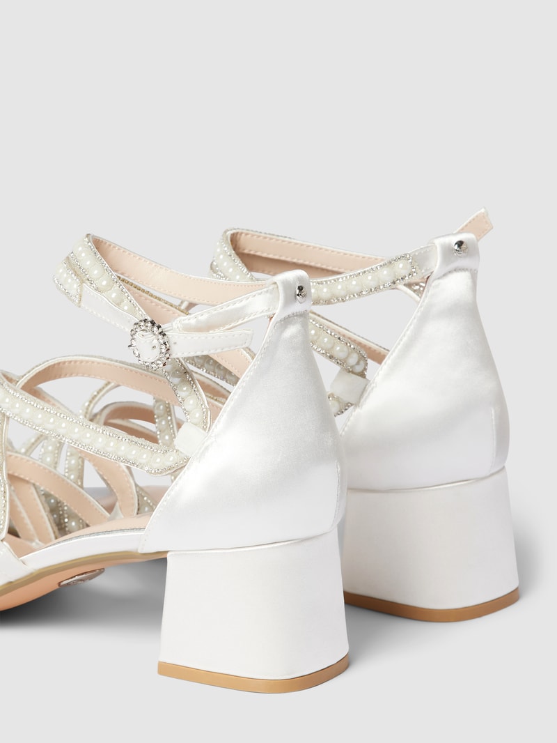 Sandaletten mit Zierbesatz Modell 'LUCY' in offwhite
