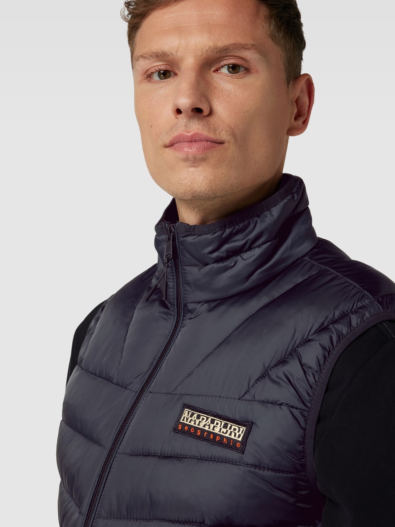 Regular Fit Steppweste mit Stehkragen Modell 'AERONS' in schwarz