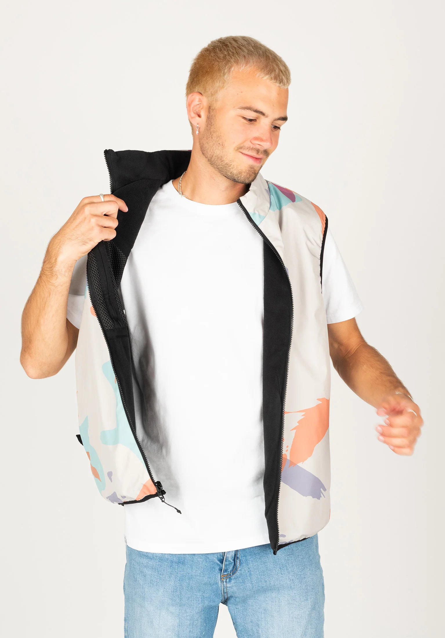 x Pelago Vest