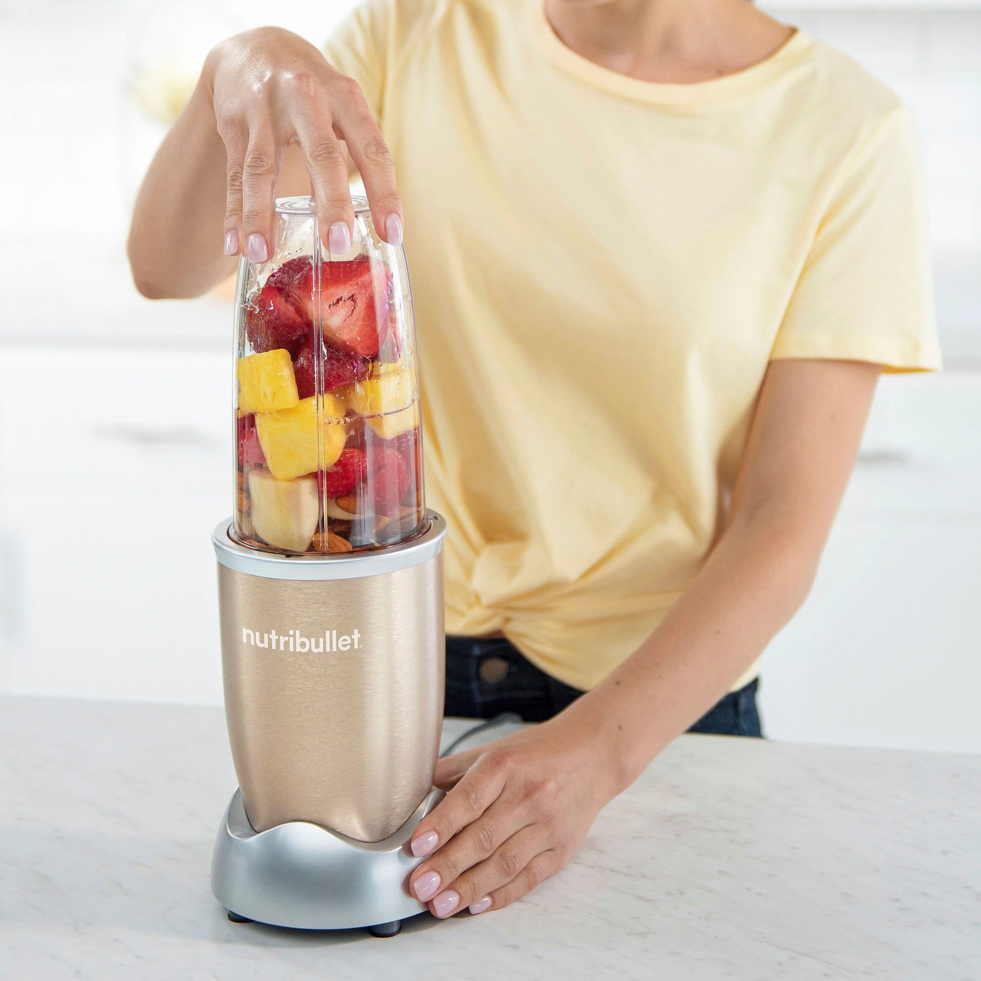 nutribullet Smoothie-Maker NB907CP, 900 W, Standmixer, Multifunktionsmixer inkl. 2 Trinkbecher, Champagner