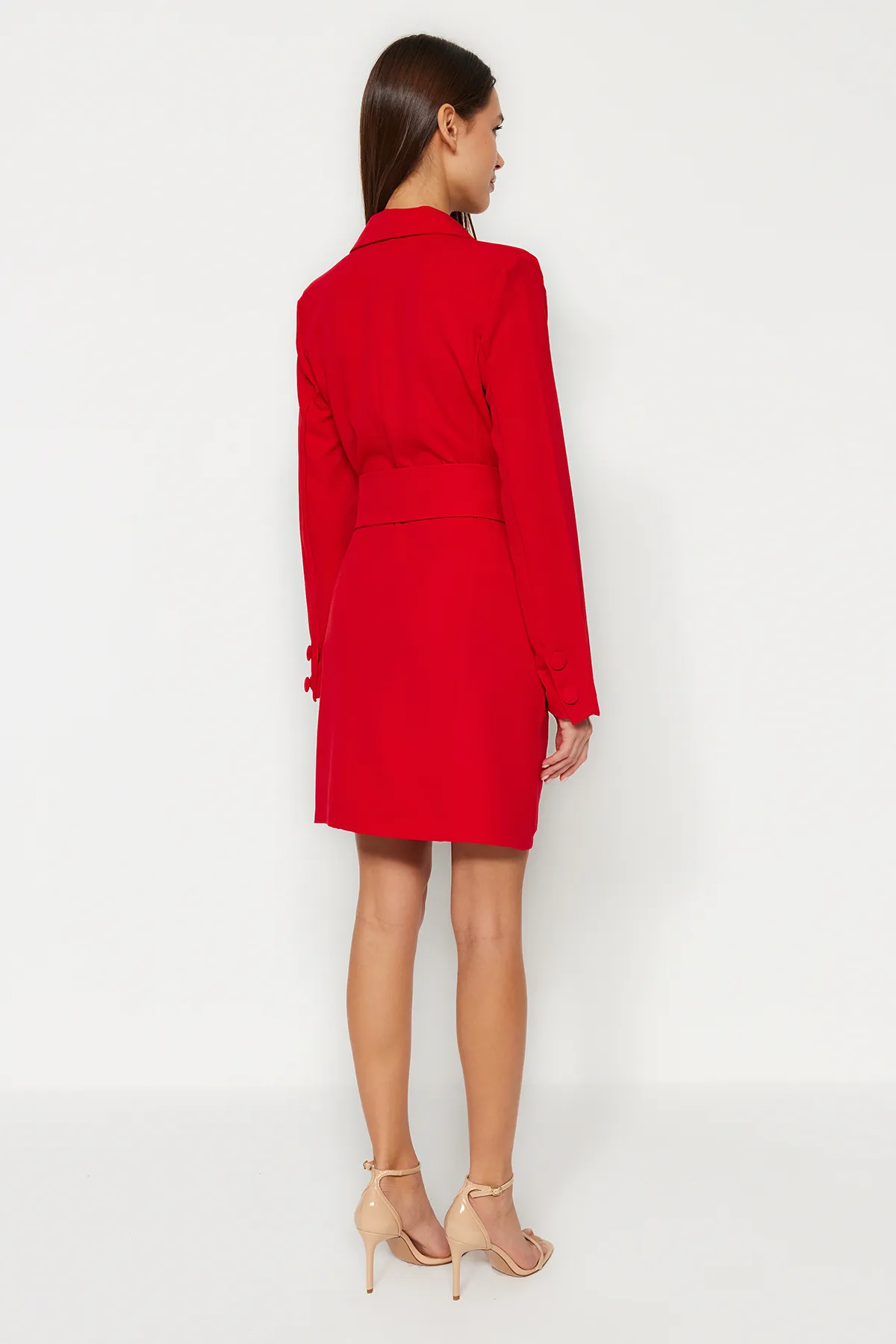 Trendyol Collection  Rote Jacke aus Webstoff mit Mini-Knopfdetail und Gürtel TWOAW24EL00497