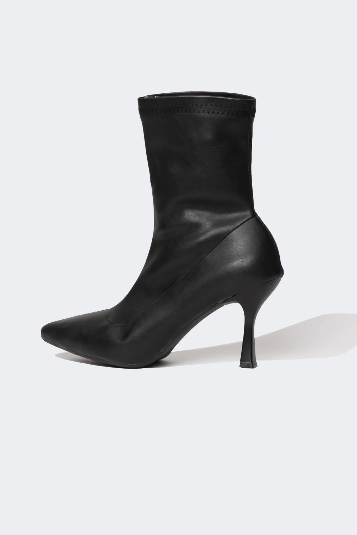DeFacto  Damen-Winterstiefel aus Kunstleder mit hoher Sohle