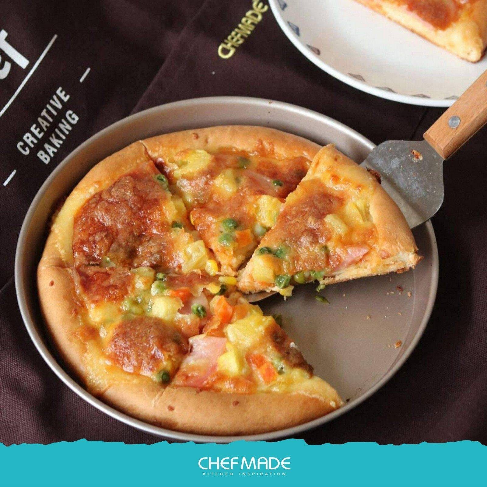 Chefmade Pizzablech Backblech, Karbonstahl, (CHEFMADE, 18cm Pizzablech rund, 194x25mm, Champagnergold, antihaft- & silikonbeschichtet, Pizzaform, Kuchenblech, Tarteform, Quicheform, Ofenblech, Karbonstahl, 1-St., Premium), Pizzablech - Pizzablech Run