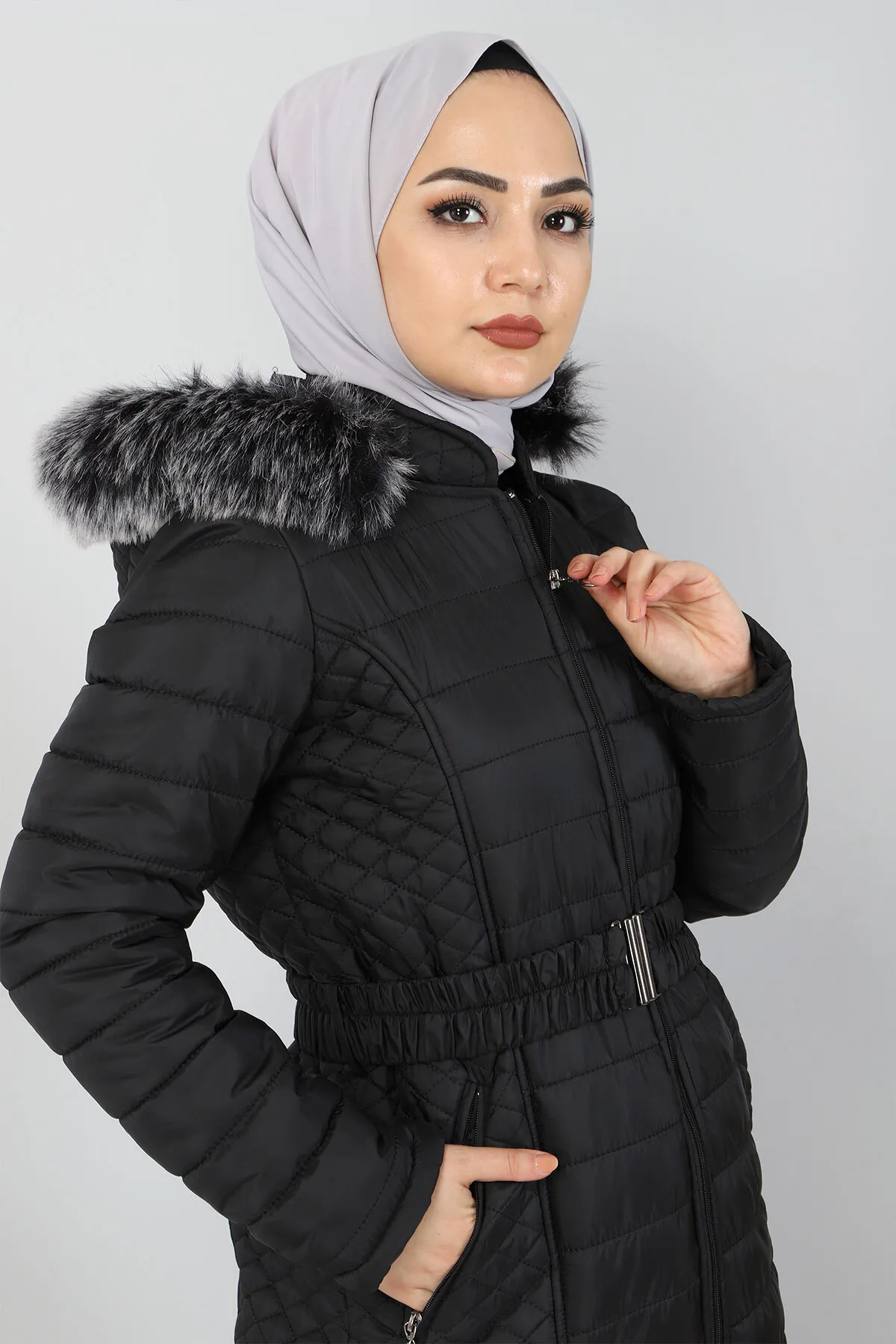 Tesettür Dünyası  Langer Steppmantel Tsd1931 Schwarz