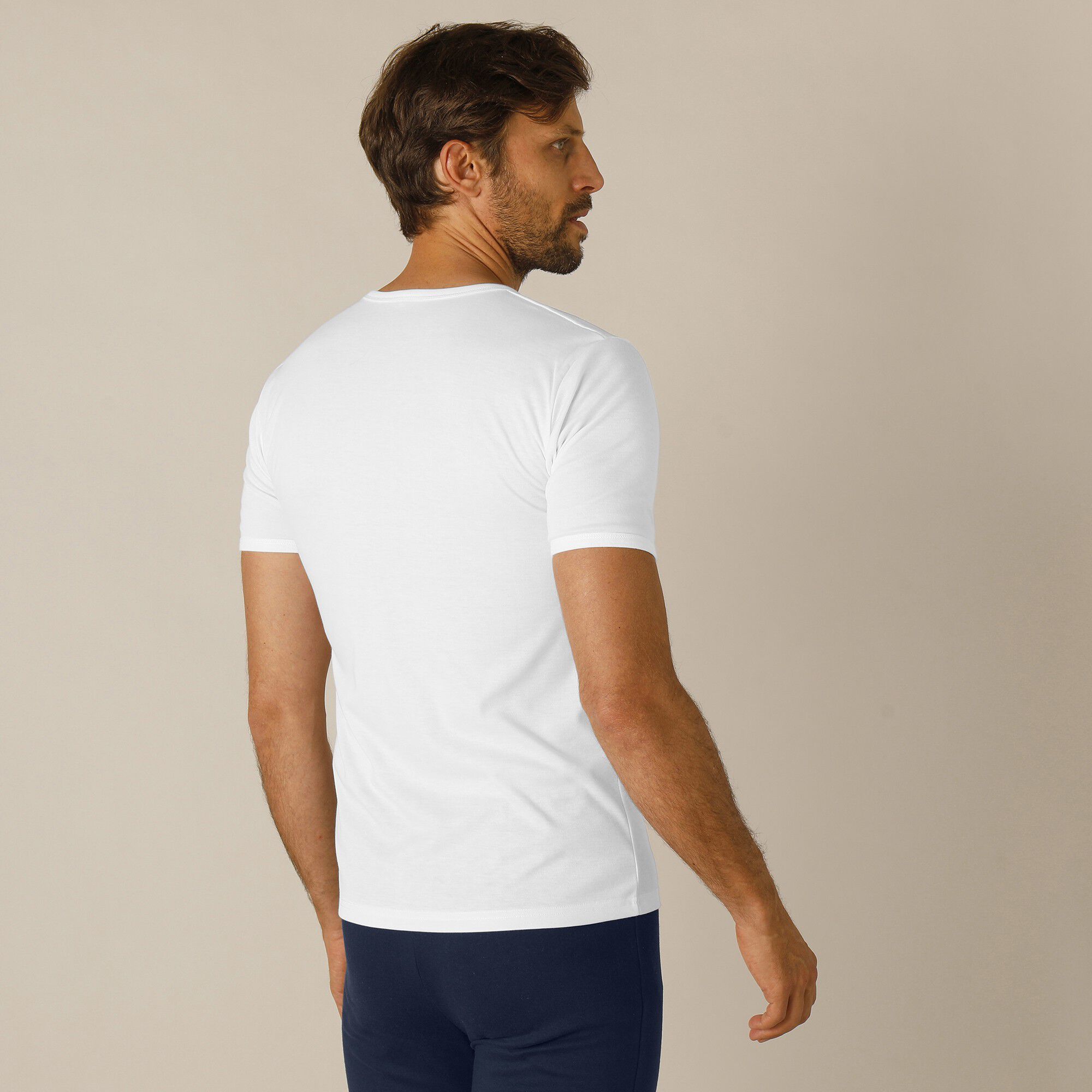 Tee-shirt sous-vêtement homme col V manches courtes polyester
