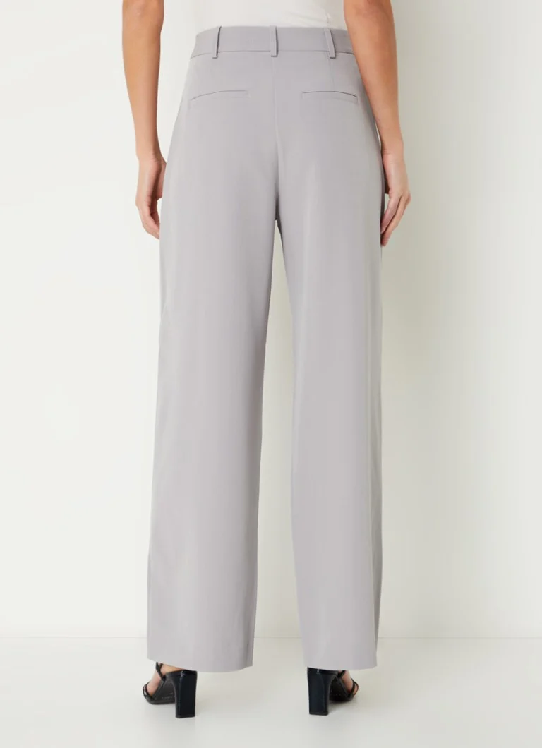 Pantaloni French Connection Echo cu talie înaltă, cu talie largă și buzunare laterale.
