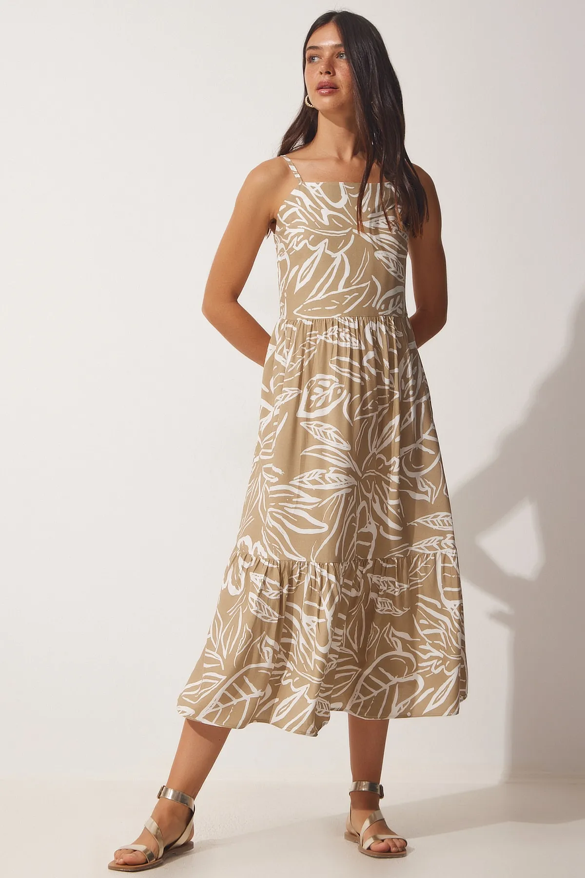 Happiness İstanbul  Beige-weißes Neckholder-Sommerkleid aus Viskose für Damen YU00001