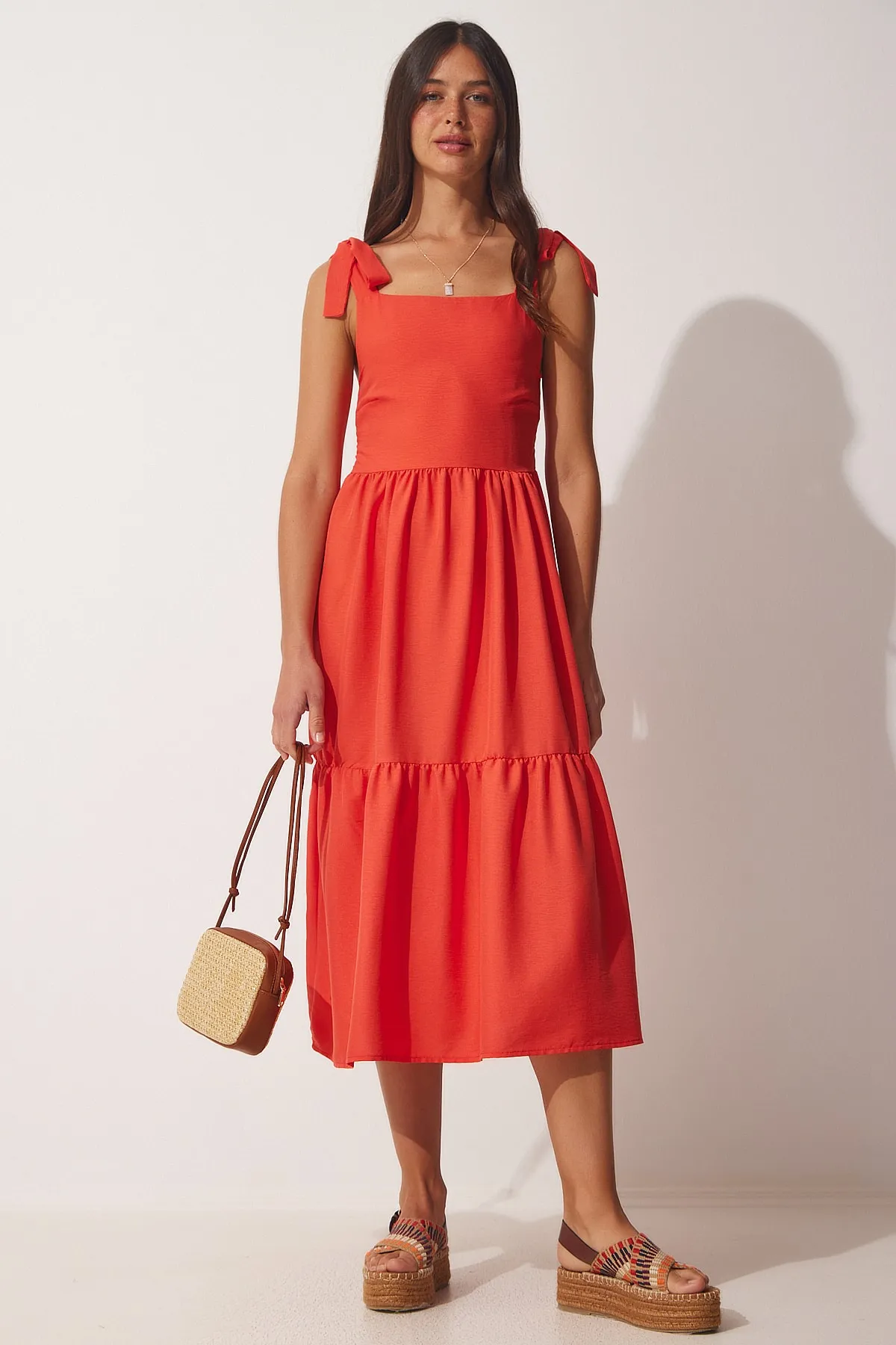 Happiness İstanbul  Damen-Sommerkleid aus Popeline mit Granatapfelblüten-Trägern ZH00030