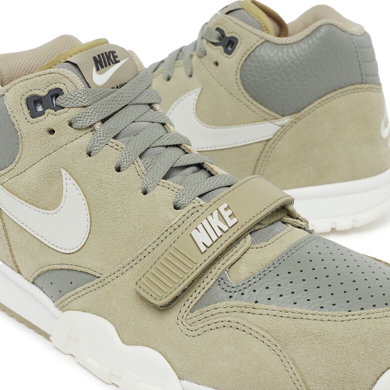 NIKE Air Trainer 1 