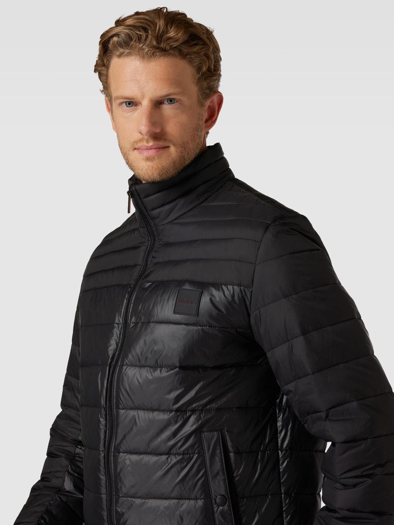 Steppjacke mit Stehkragen Modell 'Oden' in schwarz