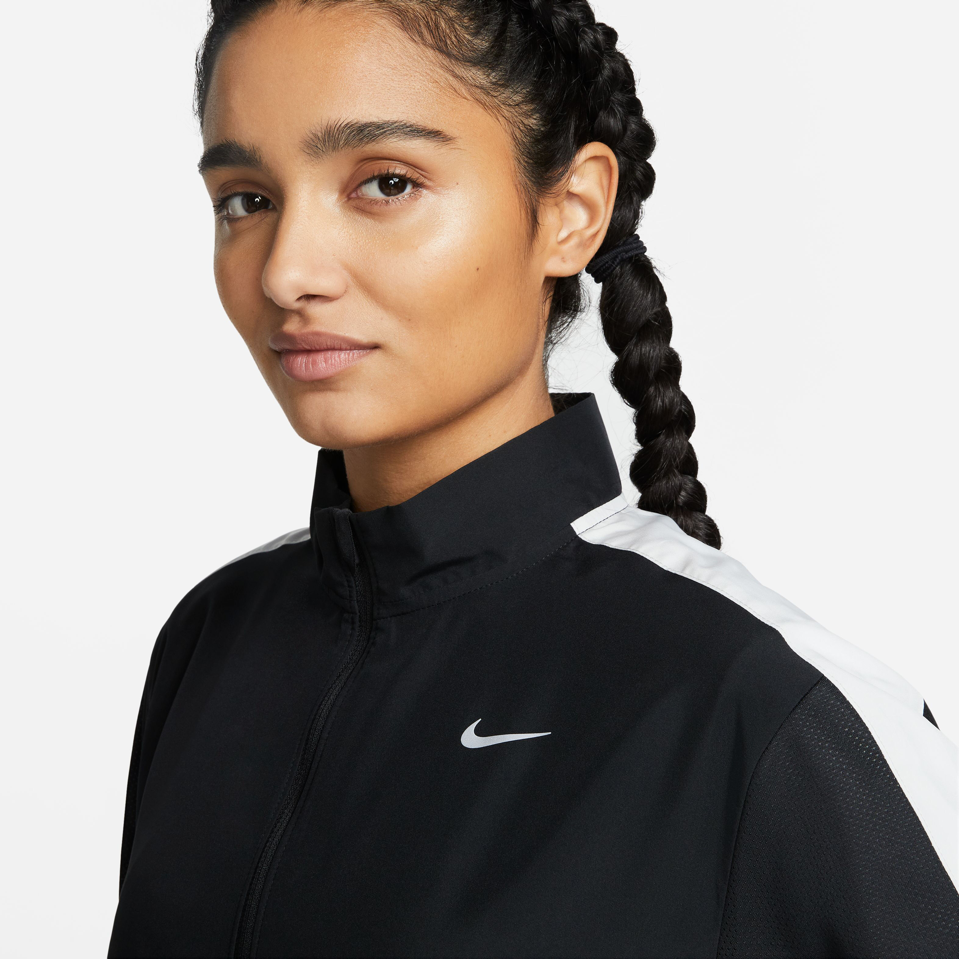 Swoosh Run Laufjacke Damen - Schwarz, Grau