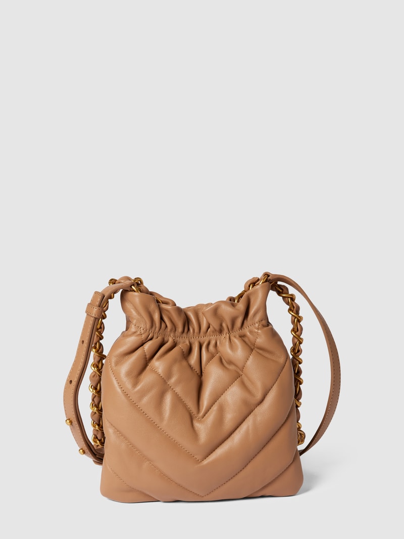 Umhängetasche mit Ziernähten Modell 'SILKY' in camel
