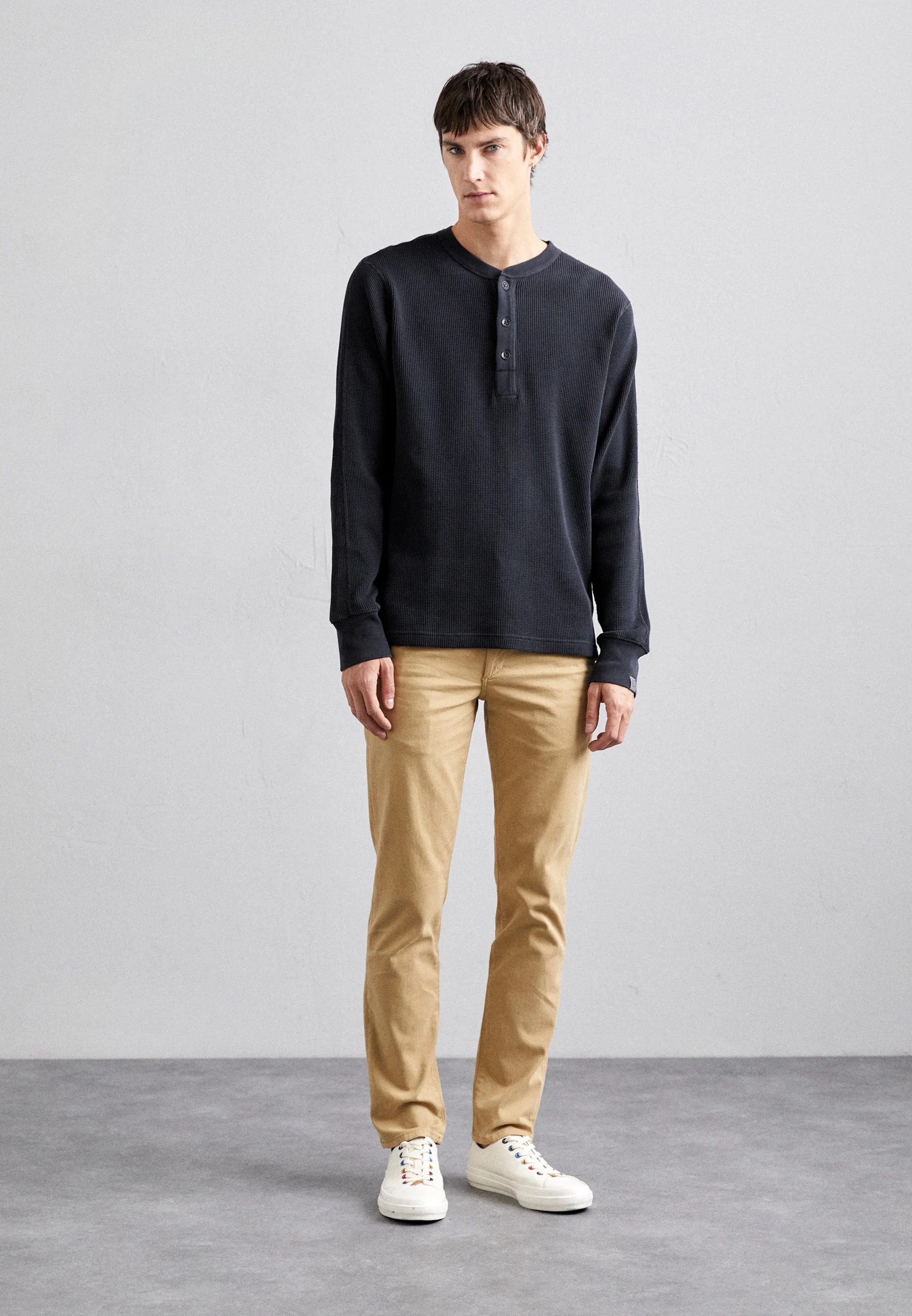 Camiseta de manga larga con estampado de gofres teñidos de Rag & Bone