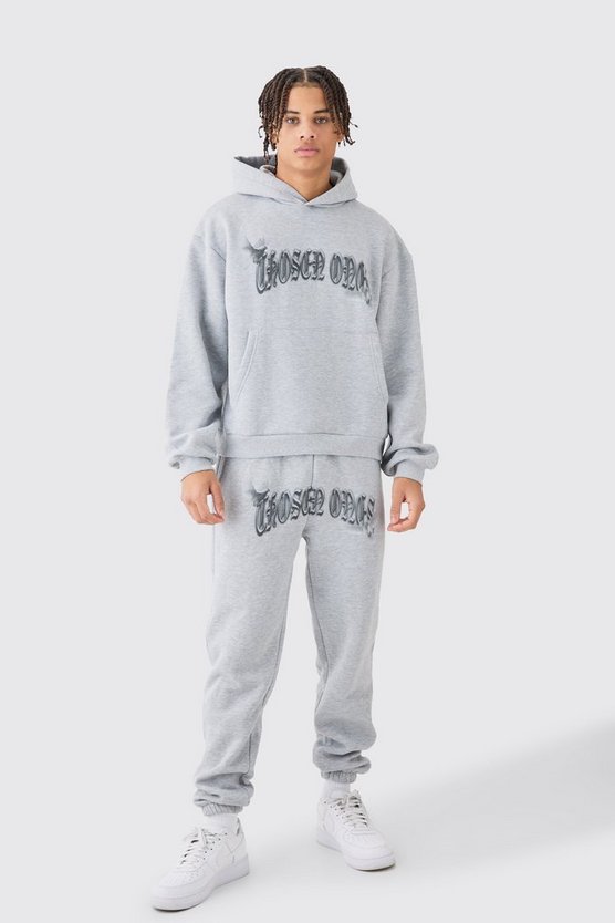 Kastiger Oversize Trainingsanzug mit Kapuze und Print