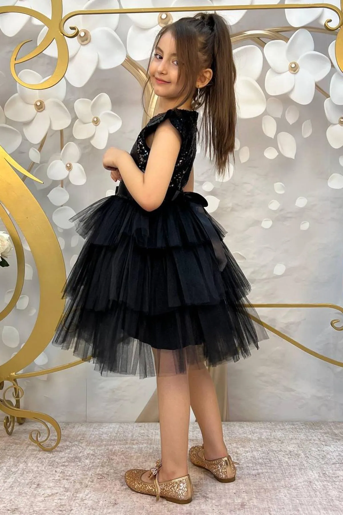Riccotarz  Schwarzes, mit Pailletten besticktes Katkat-Abendkleid für Mädchen im Alter von 4–7 Jahren