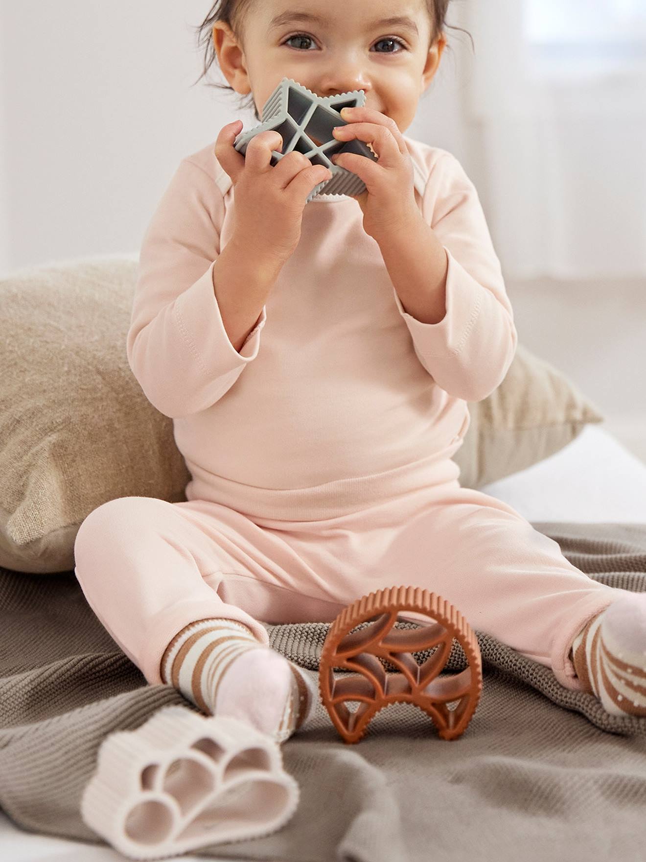 Lässig Baby Sensorik-Stapelturm Little Universe LÄSSIG - mehrfarbig