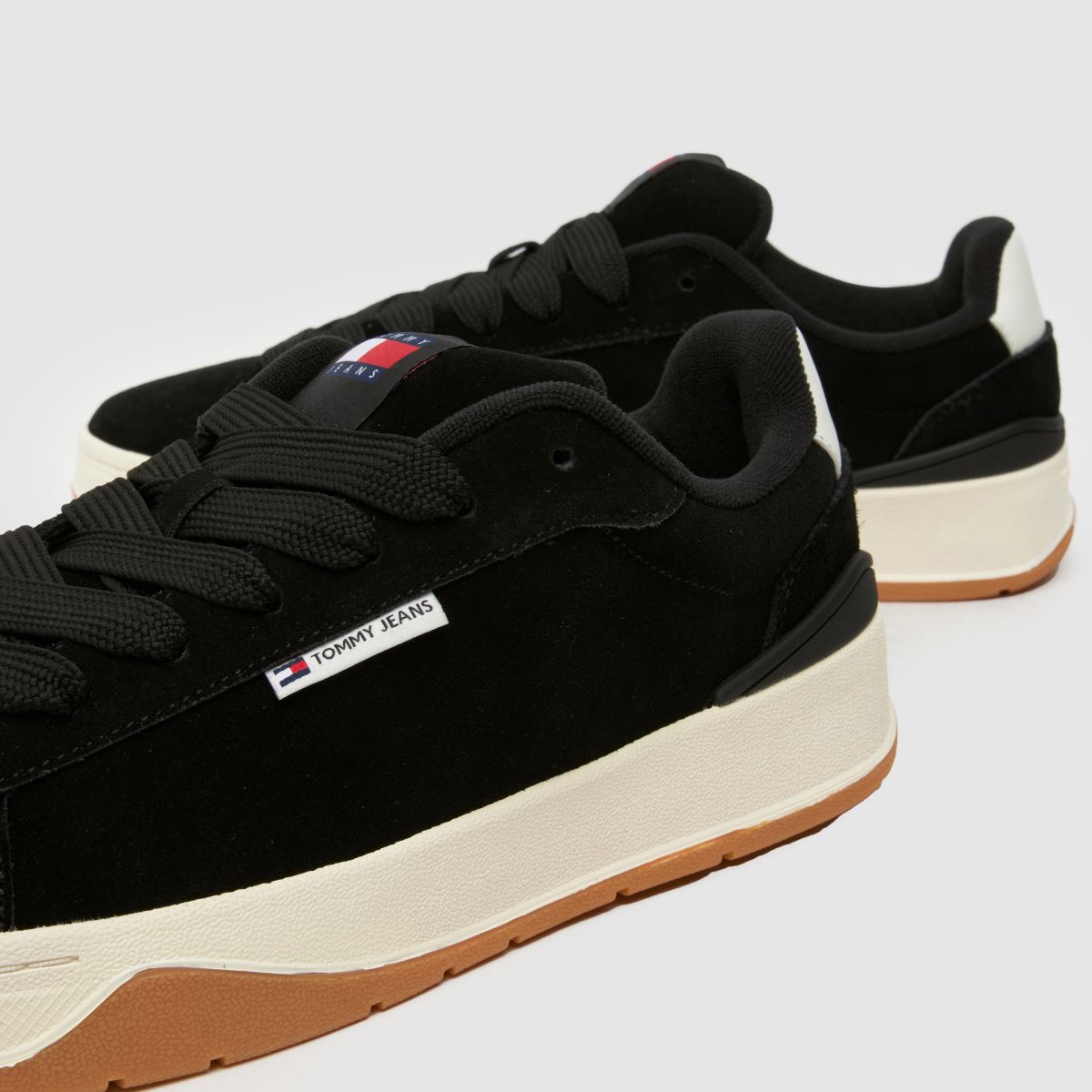 Tommy Jeans – Svarta sneakers med snörning