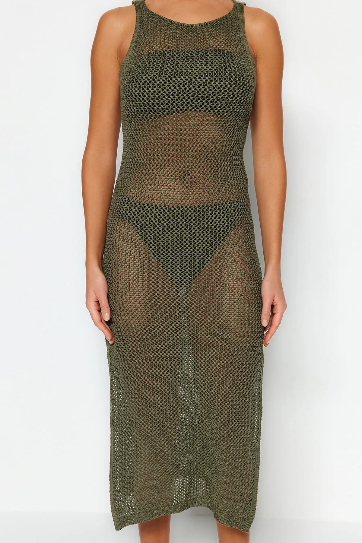 Trendyol Collection  Khakifarbenes Midi-Strick-Strandkleid mit Quasten TBESS23EL00223