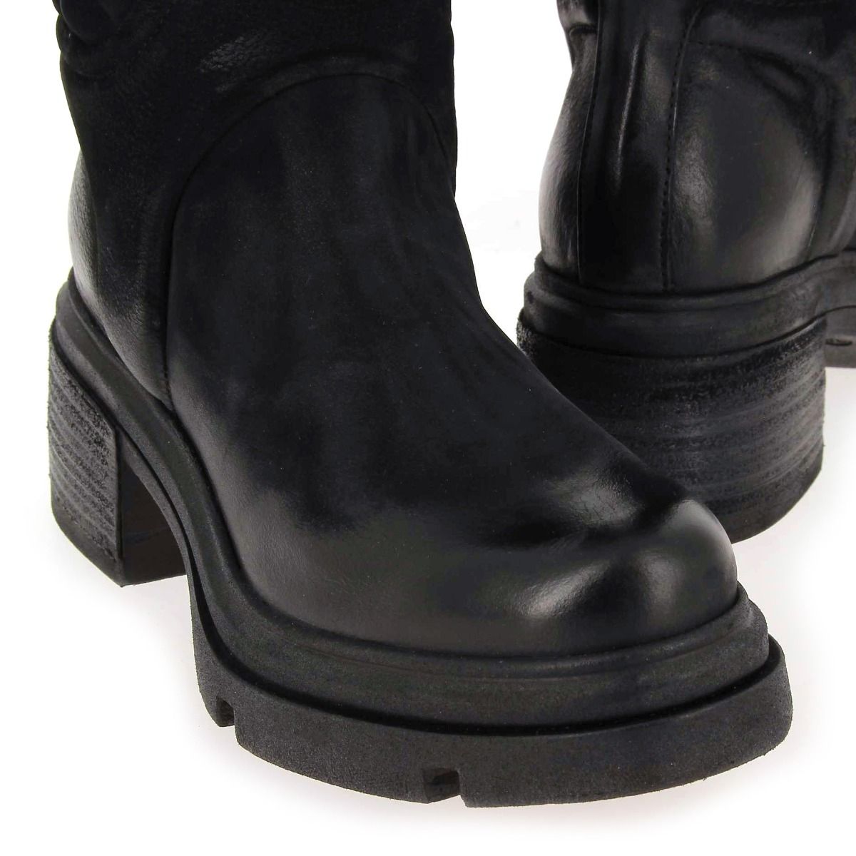 AS98  B15301 - noir