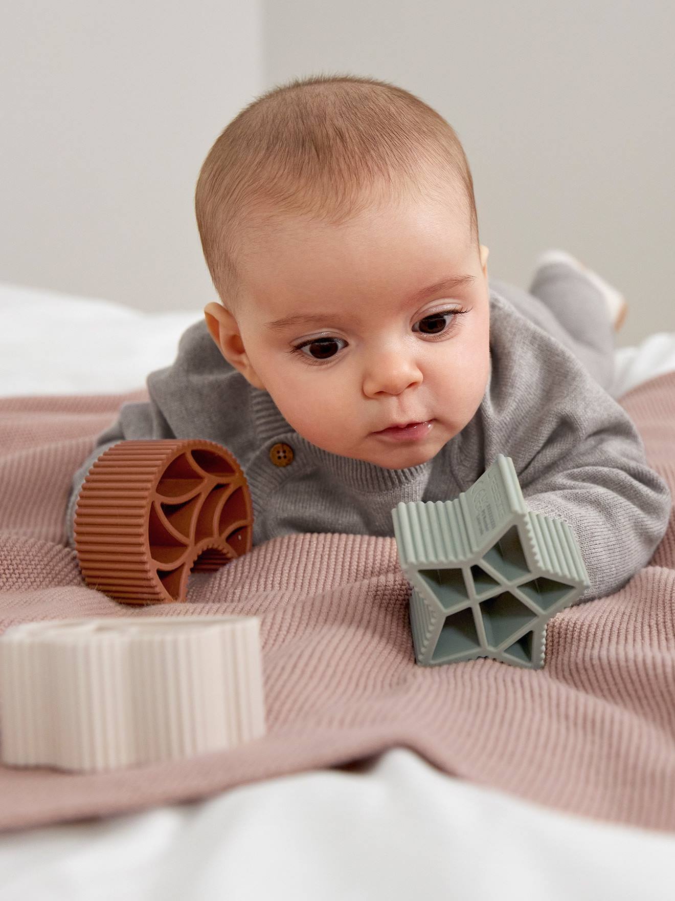 Lässig Baby Sensorik-Stapelturm Little Universe LÄSSIG - mehrfarbig