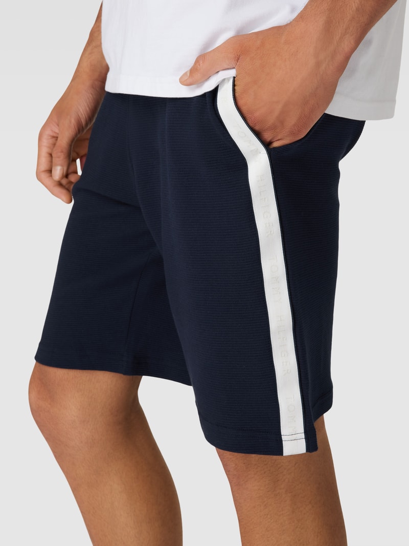 Sweatshorts mit Waffelstruktur Modell 'ESTABLISHED' in marineblau
