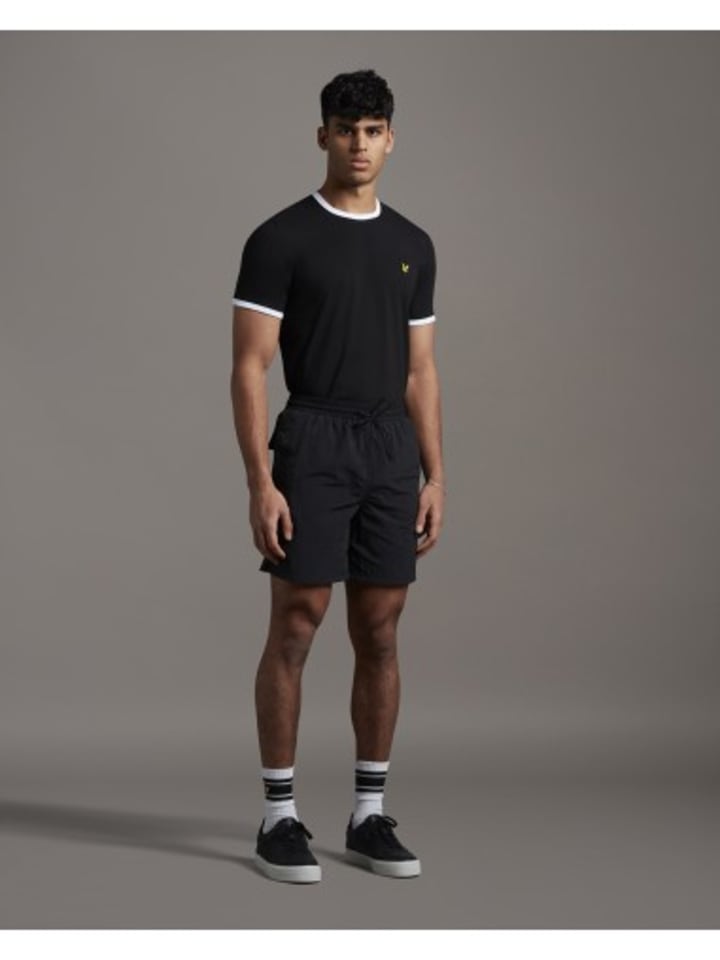 Lyle & Scott Badeshorts in Schwarz günstig kaufen