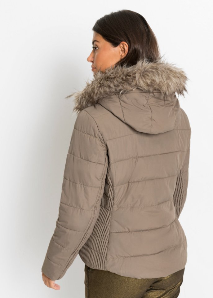 Leichte Steppjacke aus recycelt Polyester