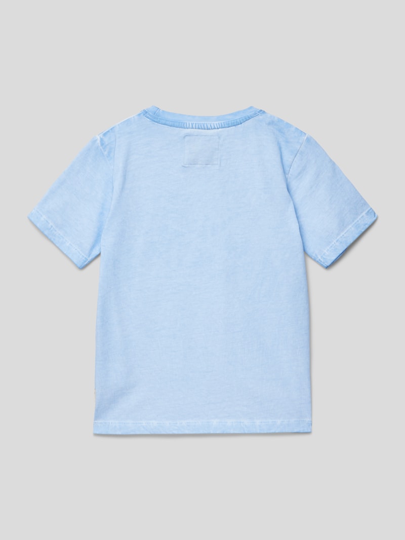 T-Shirt mit Label-Patch in blau