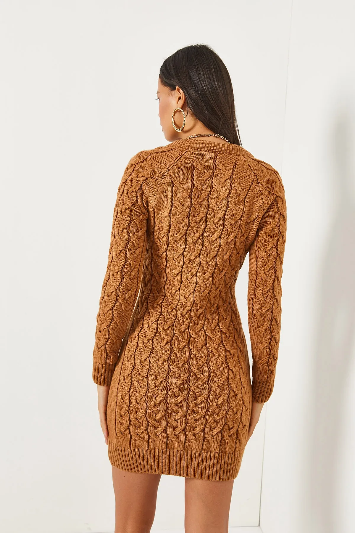 Olalook  Geflochtenes Strickkleid mit Keksreißverschluss ELB-19001362