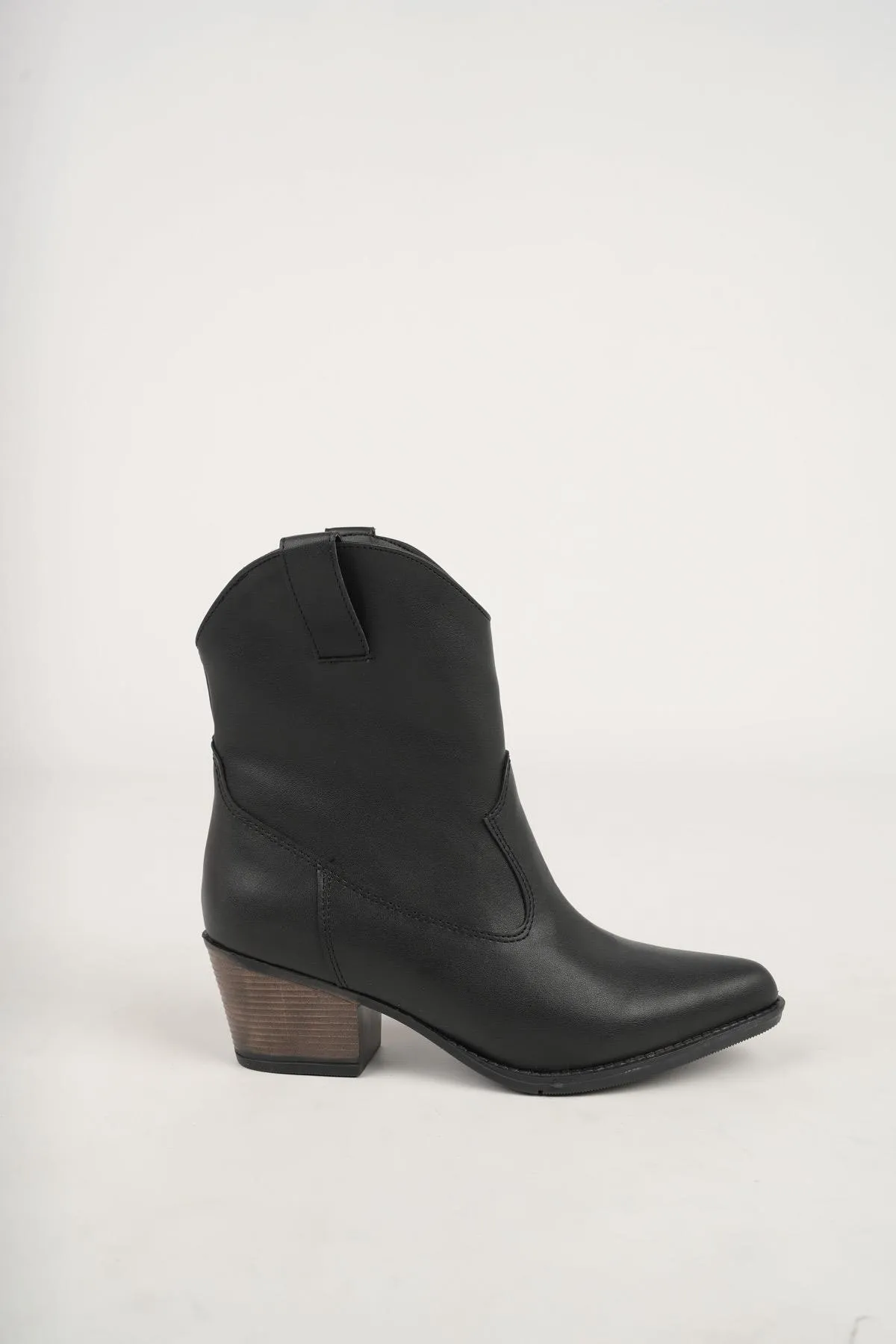 MUGGO  Stilvolle und bequeme Winterstiefel mit Absatz für Damen von Cowboy