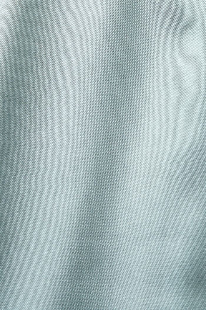 Satinbluse mit V-Ausschnitt