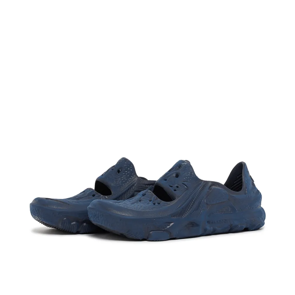 Nike ISPA Universal DM0886-400 / blau